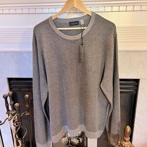 Tahari Gray Men’s Crewneck Soft Knit Sweater (NWT)